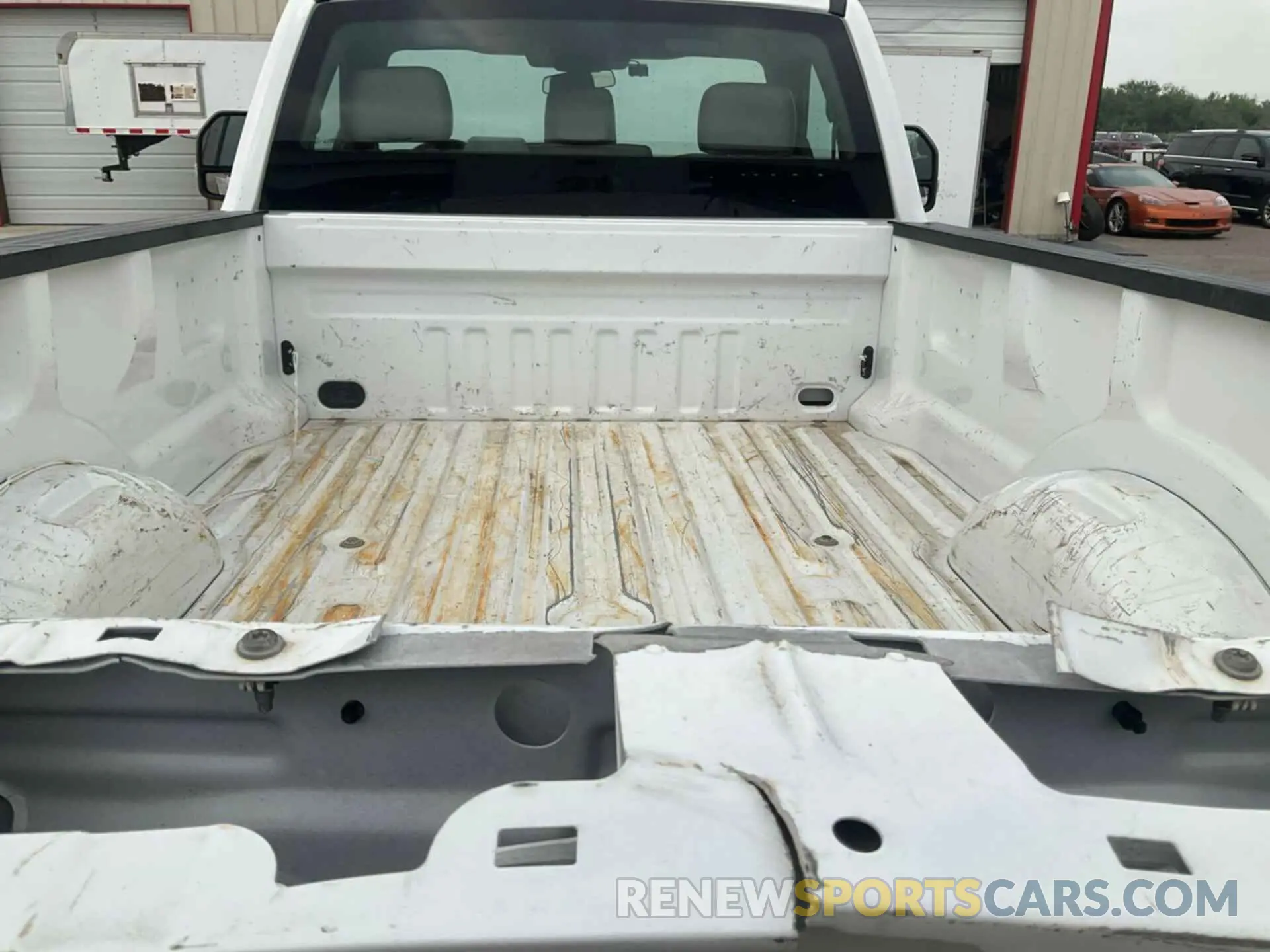 26 Photograph of a damaged car 1FTBF2A69KEC83087 FORD F250 2019