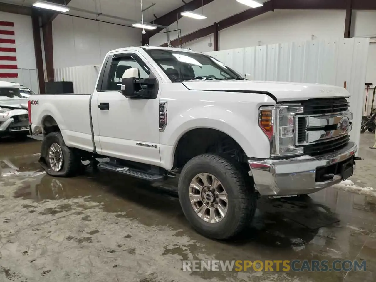 4 Photograph of a damaged car 1FTBF2BT9KEC94076 FORD F250 2019
