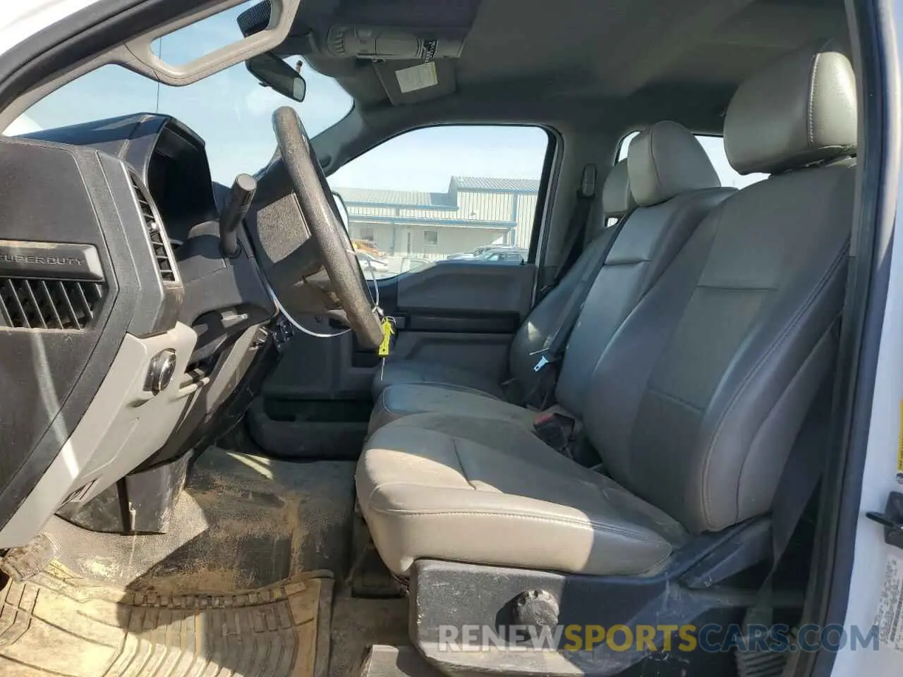 7 Photograph of a damaged car 1FT7W2B60LEE88240 FORD F250 2020