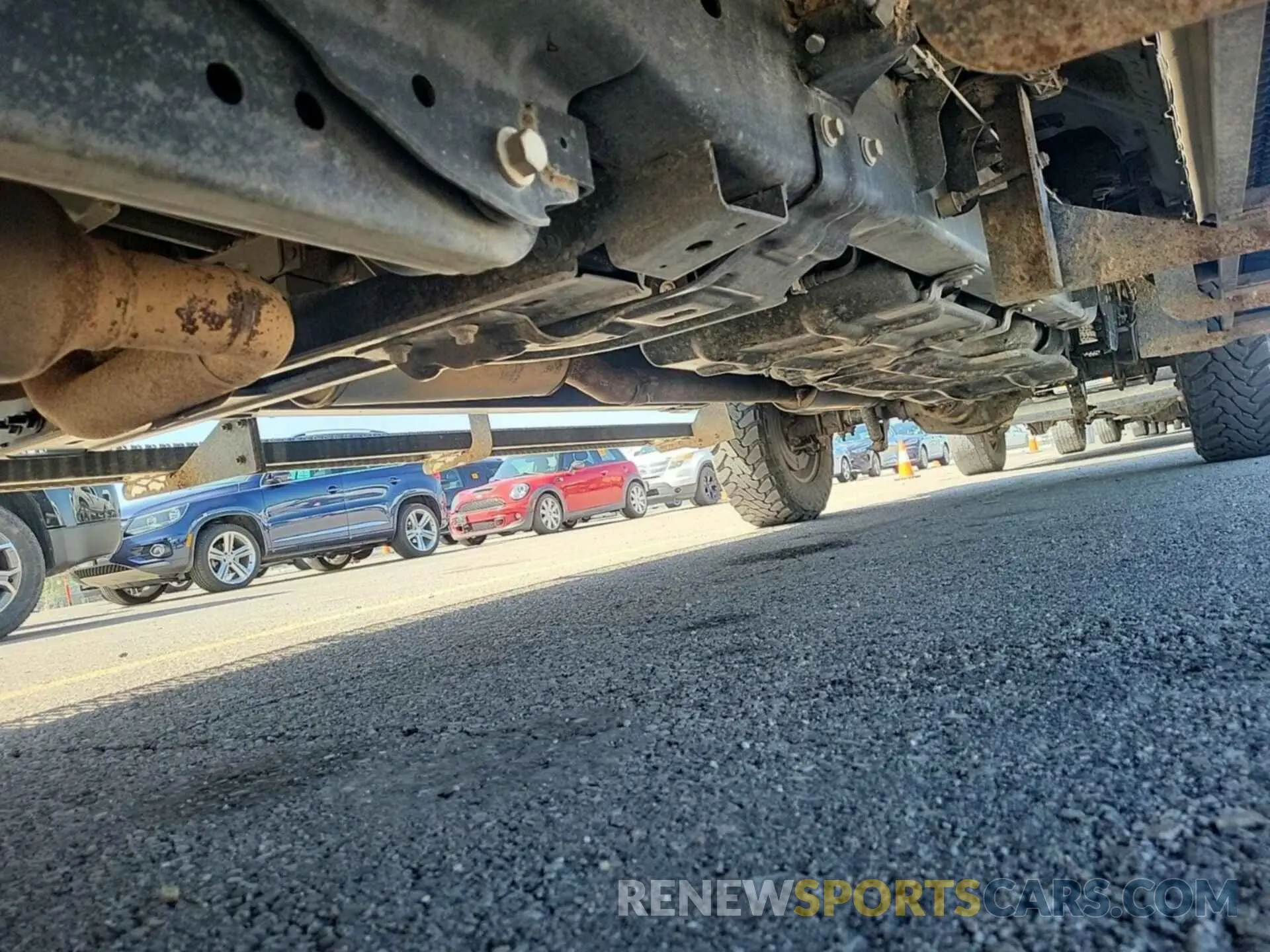 13 Photograph of a damaged car 1FT7W2B63LED61353 FORD F250 2020