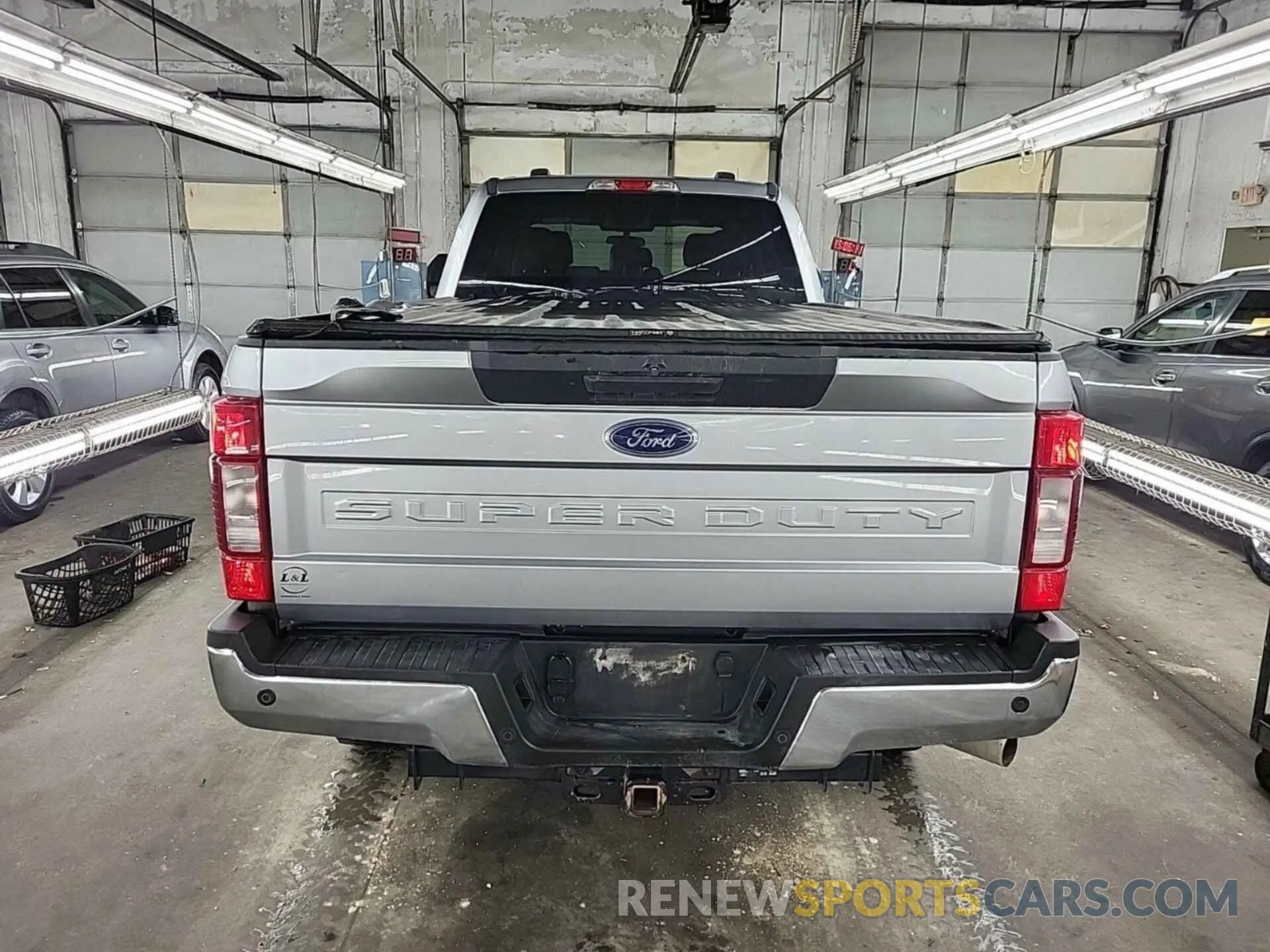 26 Photograph of a damaged car 1FT7W2B63LED61353 FORD F250 2020