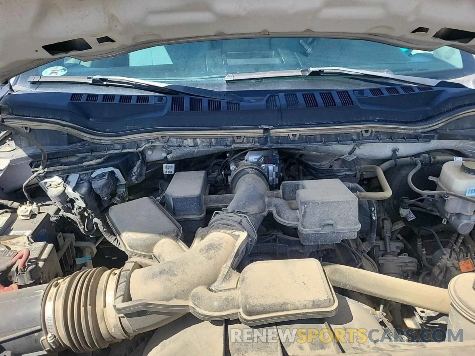 28 Photograph of a damaged car 1FT7W2B63LED61353 FORD F250 2020