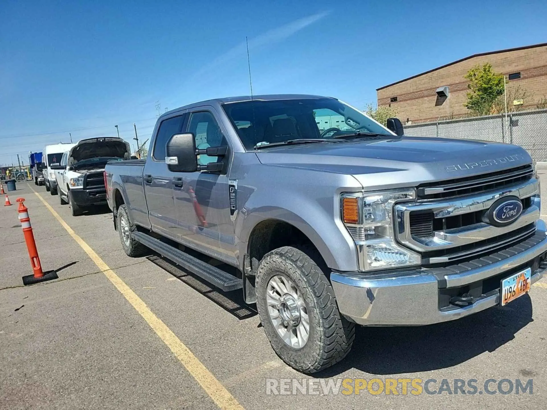 37 Photograph of a damaged car 1FT7W2B63LED61353 FORD F250 2020