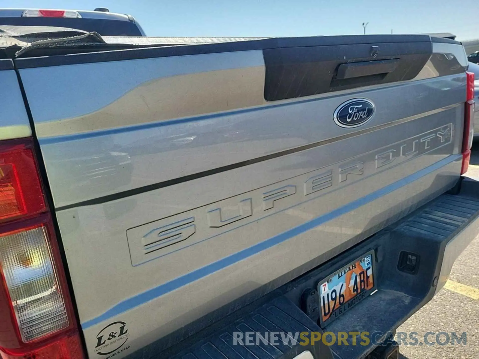 6 Photograph of a damaged car 1FT7W2B63LED61353 FORD F250 2020
