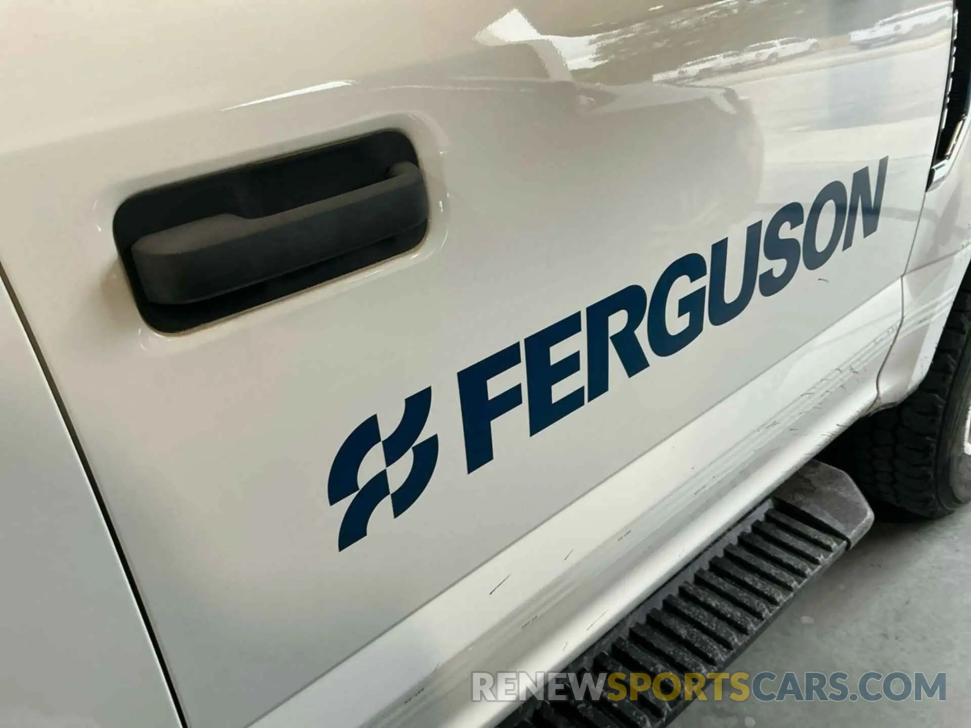 24 Photograph of a damaged car 1FT7W2B65LEE53984 FORD F250 2020