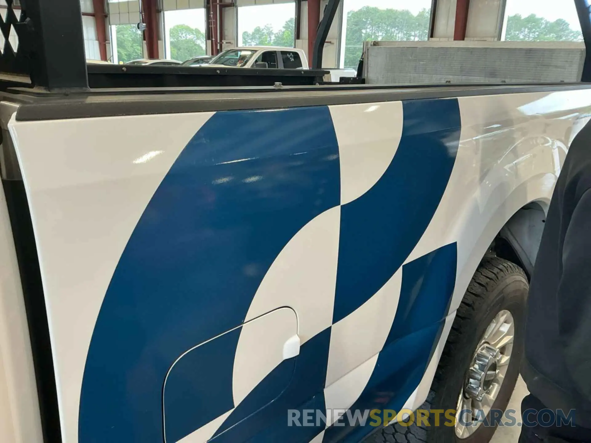 26 Photograph of a damaged car 1FT7W2B65LEE53984 FORD F250 2020