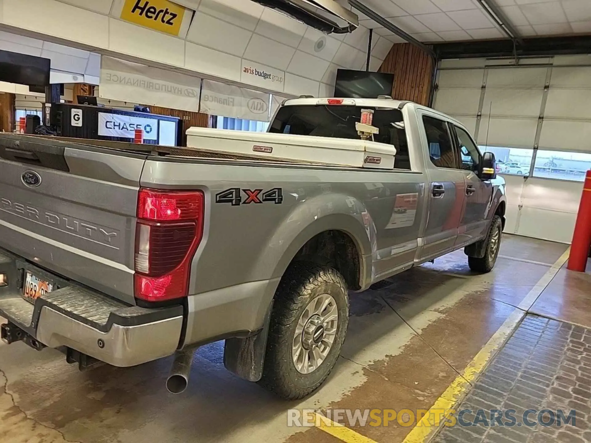 51 Photograph of a damaged car 1FT7W2B6XLED61351 FORD F250 2020