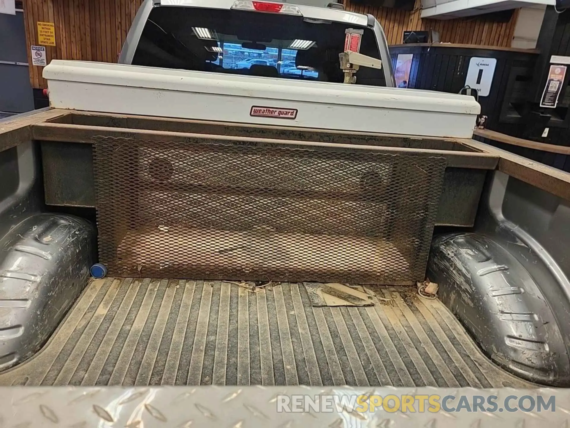 53 Photograph of a damaged car 1FT7W2B6XLED61351 FORD F250 2020