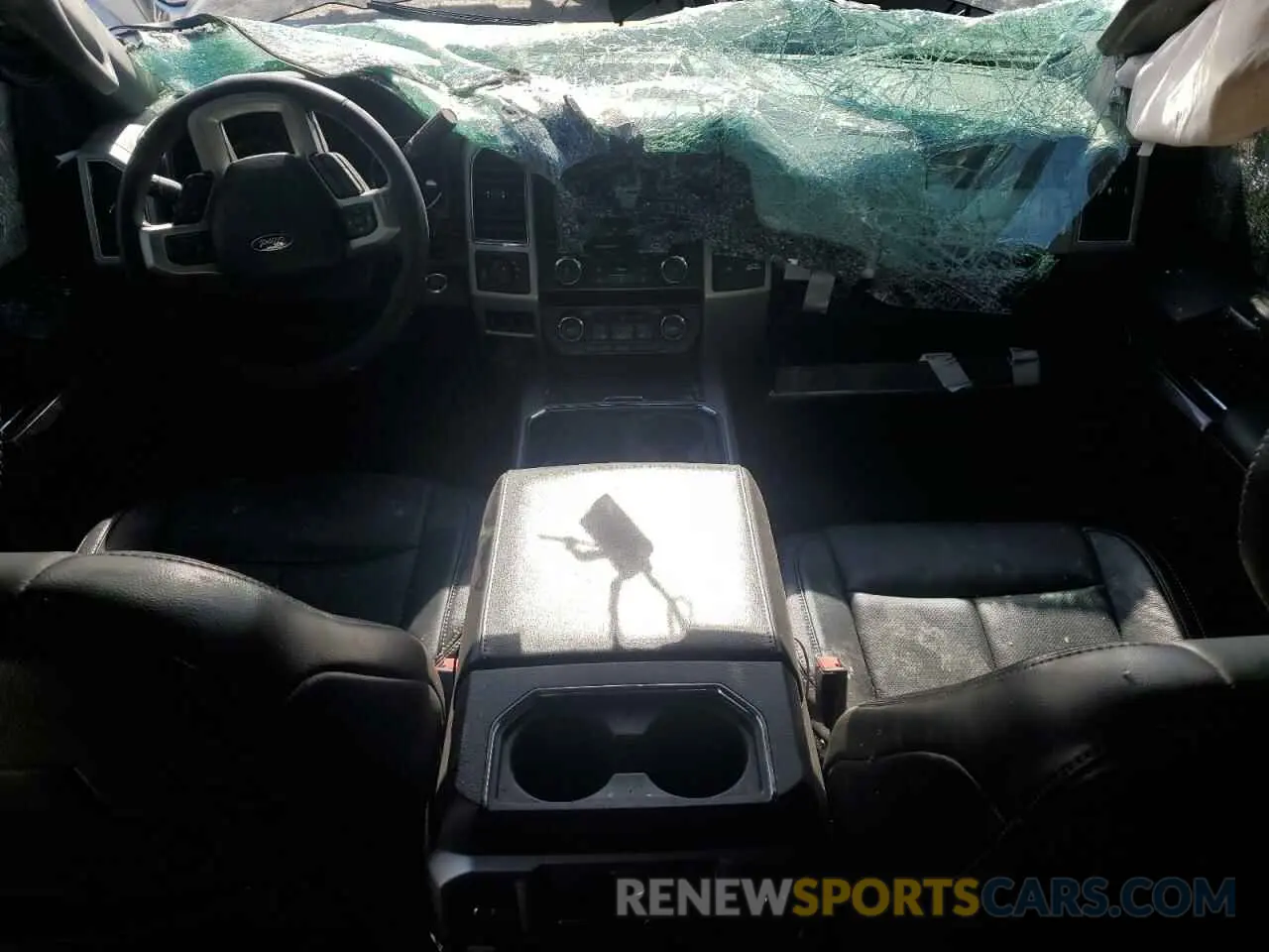 8 Photograph of a damaged car 1FT7W2BT5LEE60214 FORD F250 2020