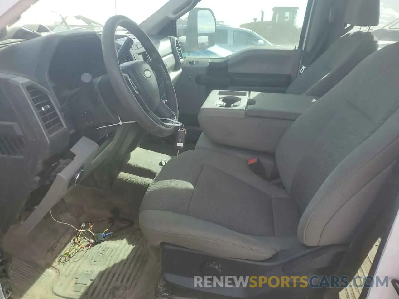 7 Photograph of a damaged car 1FT7W2BT7LEE34178 FORD F250 2020