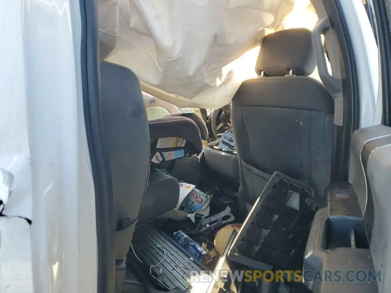 11 Photograph of a damaged car 1FT7W2BT8LEC92620 FORD F250 2020