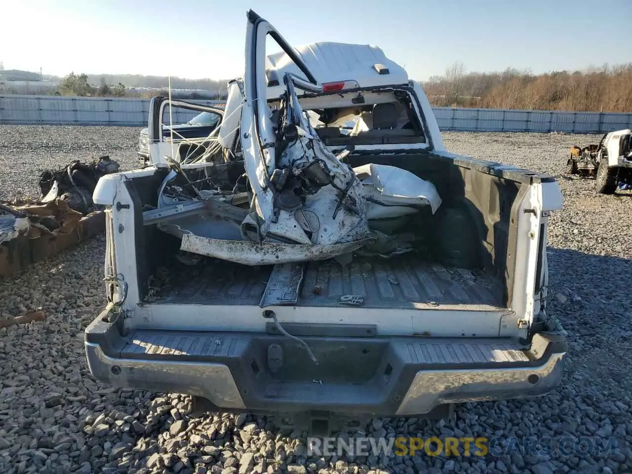 6 Photograph of a damaged car 1FT7W2BT8LEC92620 FORD F250 2020