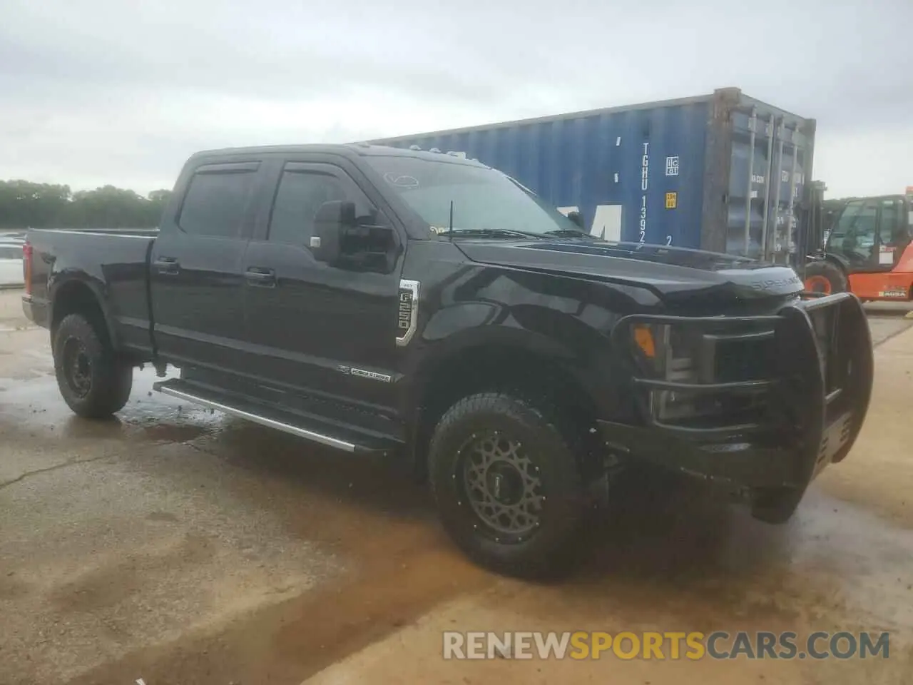 4 Photograph of a damaged car 1FT7W2BT8LEE92431 FORD F250 2020