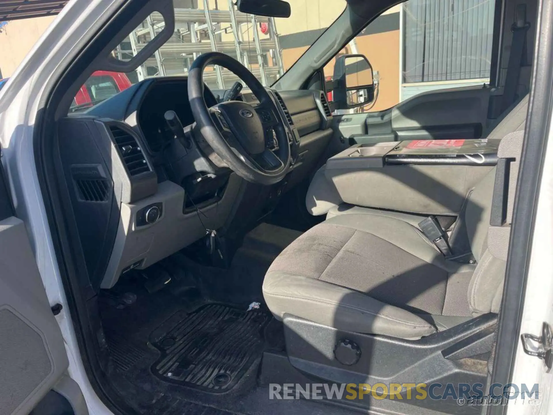 1 Photograph of a damaged car 1FT7X2A61LEC53733 FORD F250 2020