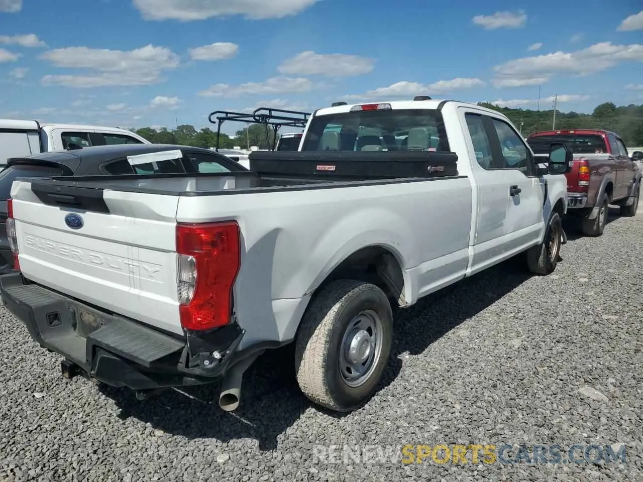 3 Photograph of a damaged car 1FT7X2A69LED67060 FORD F250 2020