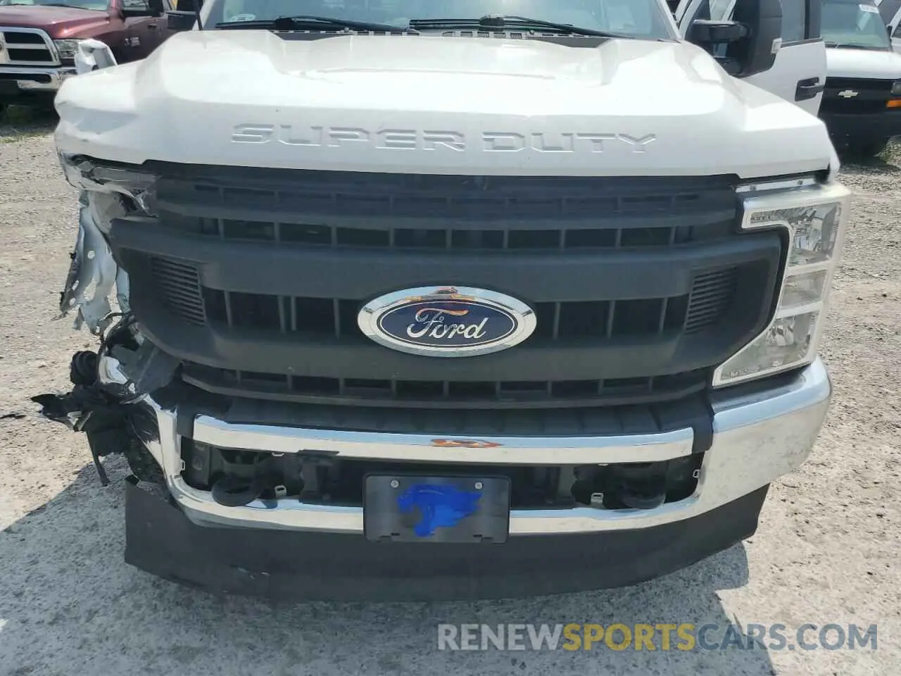11 Photograph of a damaged car 1FT7X2B62LEC30895 FORD F250 2020