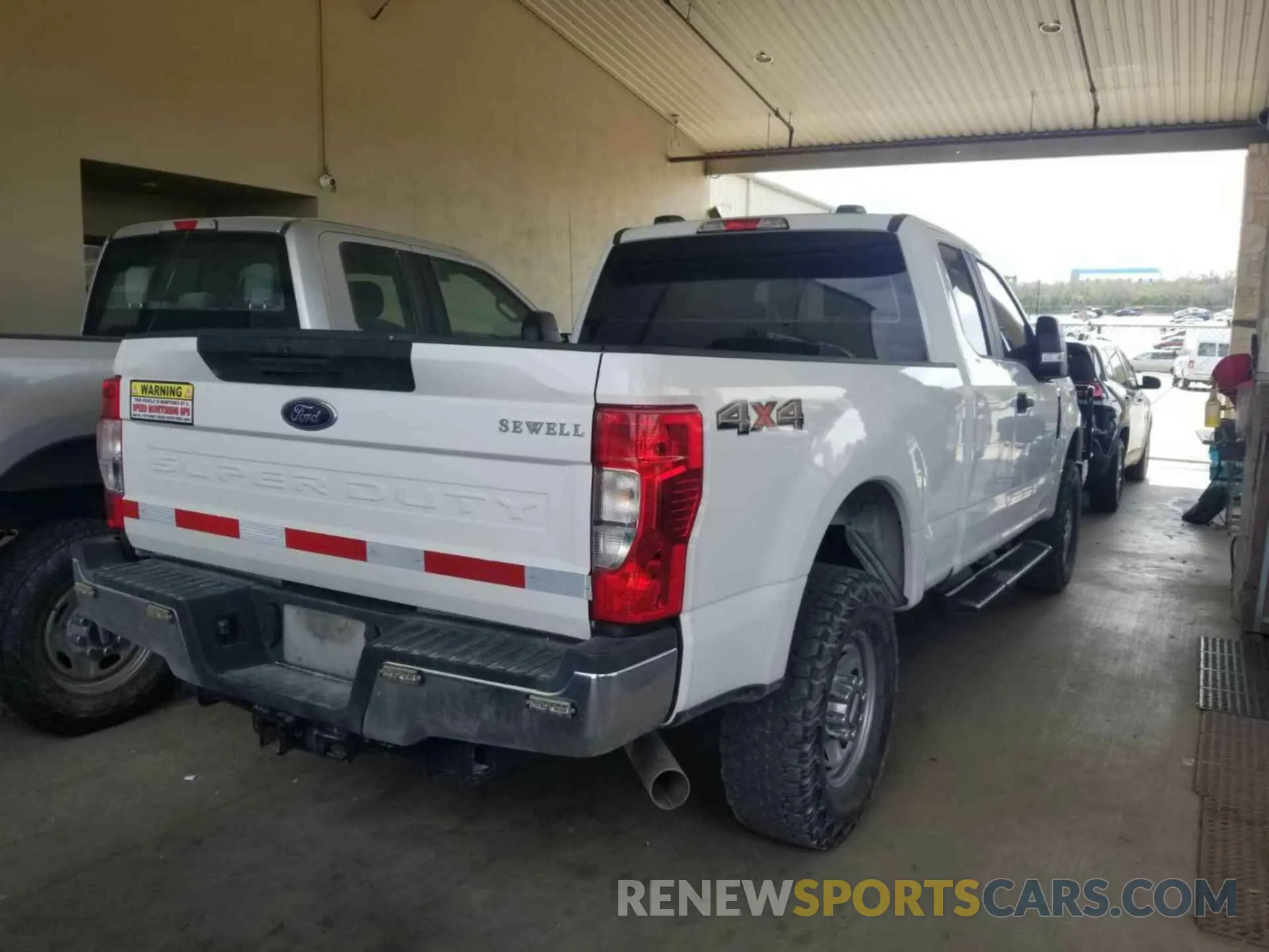 15 Photograph of a damaged car 1FT7X2B69LEC61495 FORD F250 2020