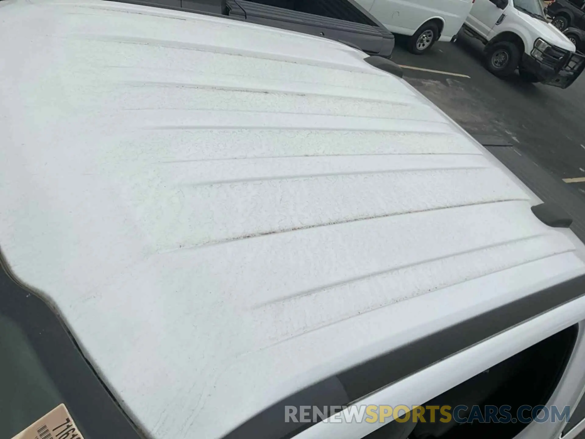 18 Photograph of a damaged car 1FT7X2B6XLEE33369 FORD F250 2020