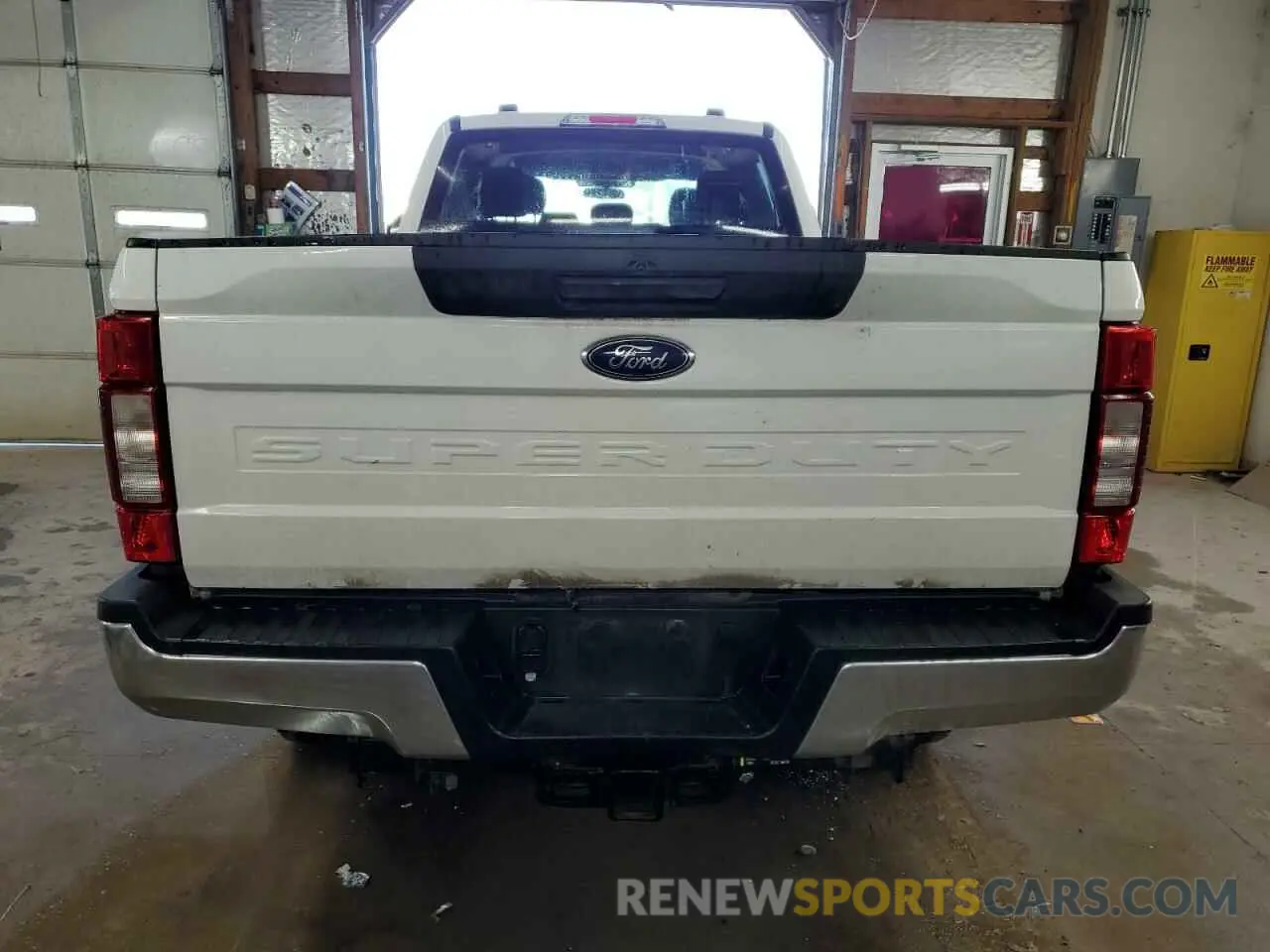6 Photograph of a damaged car 1FT8W2BT7LEC53523 FORD F250 2020