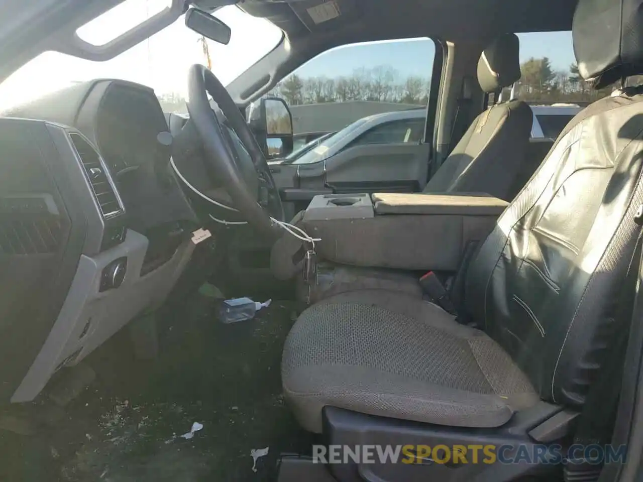 7 Photograph of a damaged car 1FT8W2BT7LEC65798 FORD F250 2020