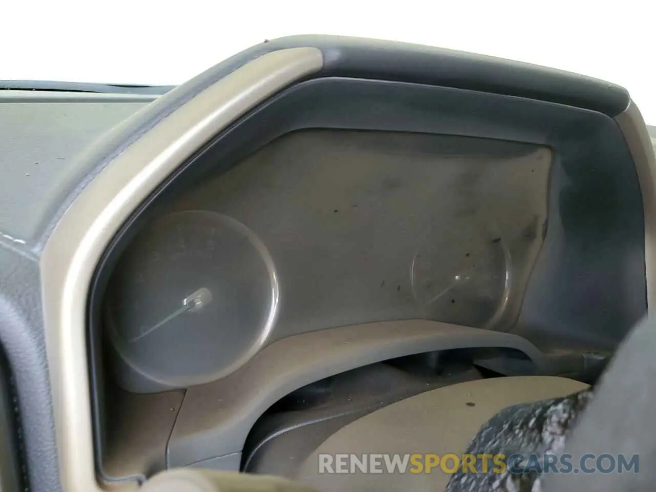 9 Photograph of a damaged car 1FT8W2BT7LEE39627 FORD F250 2020