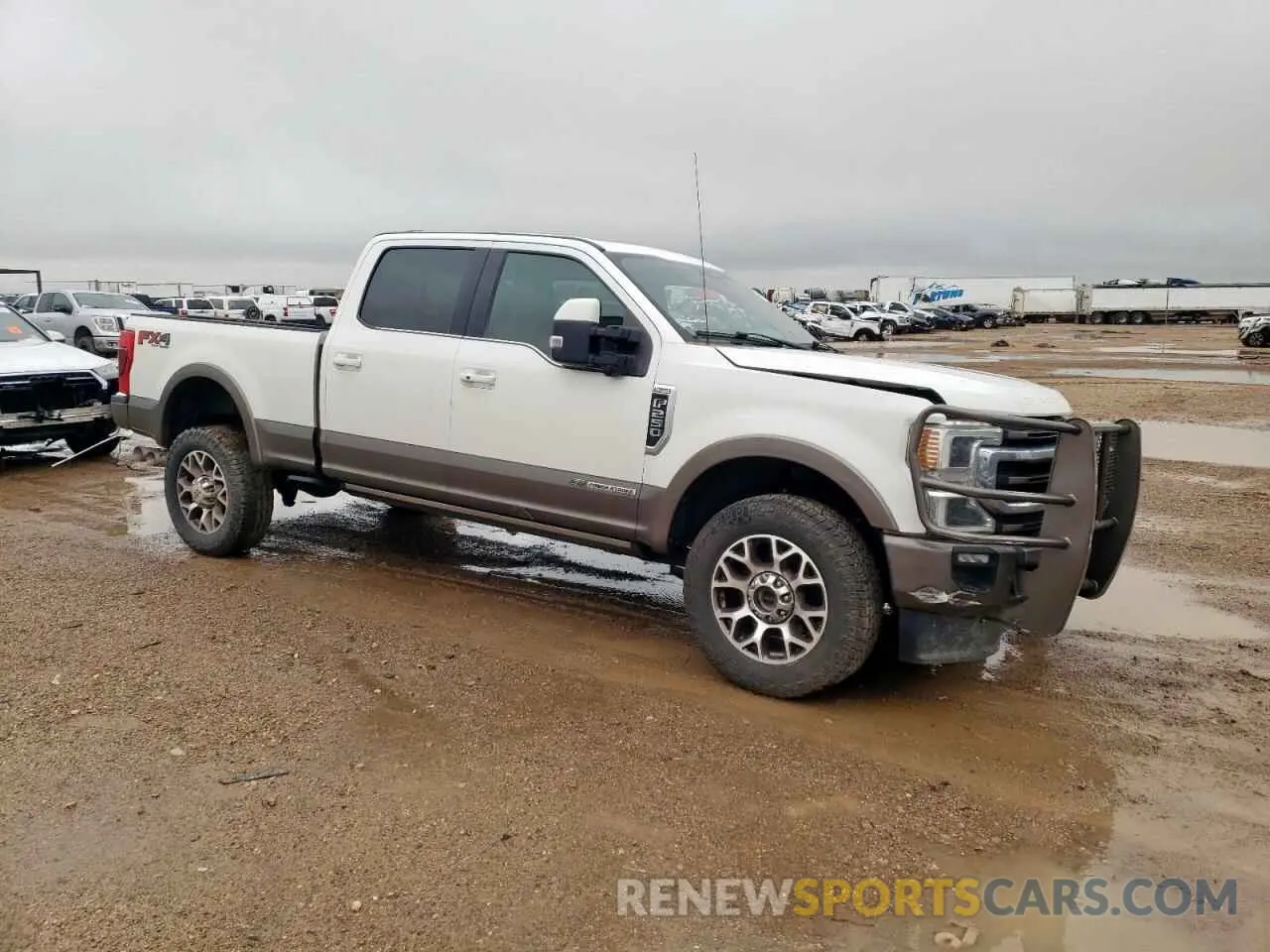 4 Photograph of a damaged car 1FT8W2BTXLEC70249 FORD F250 2020