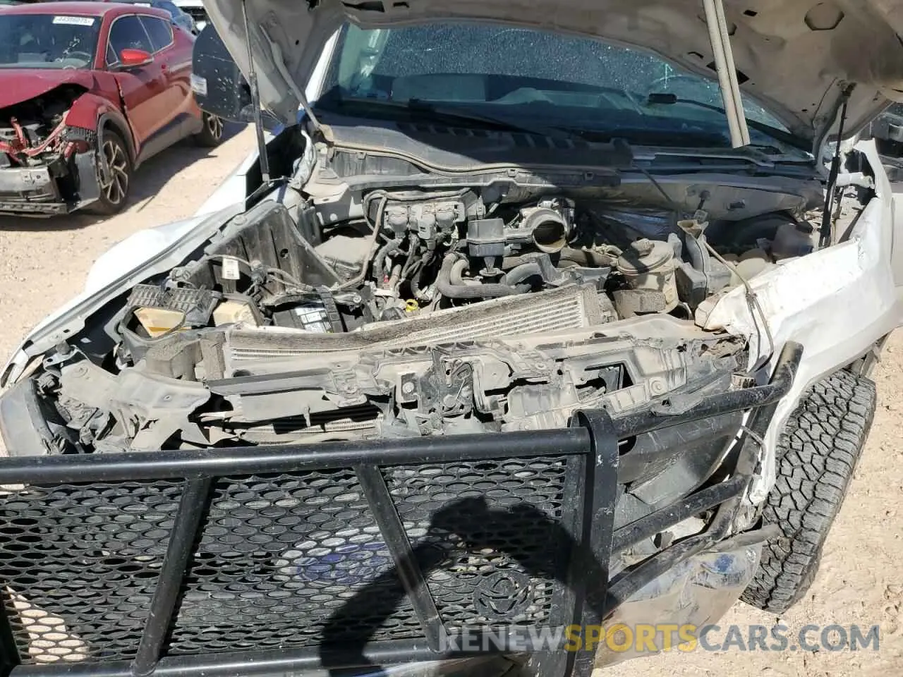 11 Photograph of a damaged car 1FTBF2A65LEE05736 FORD F250 2020