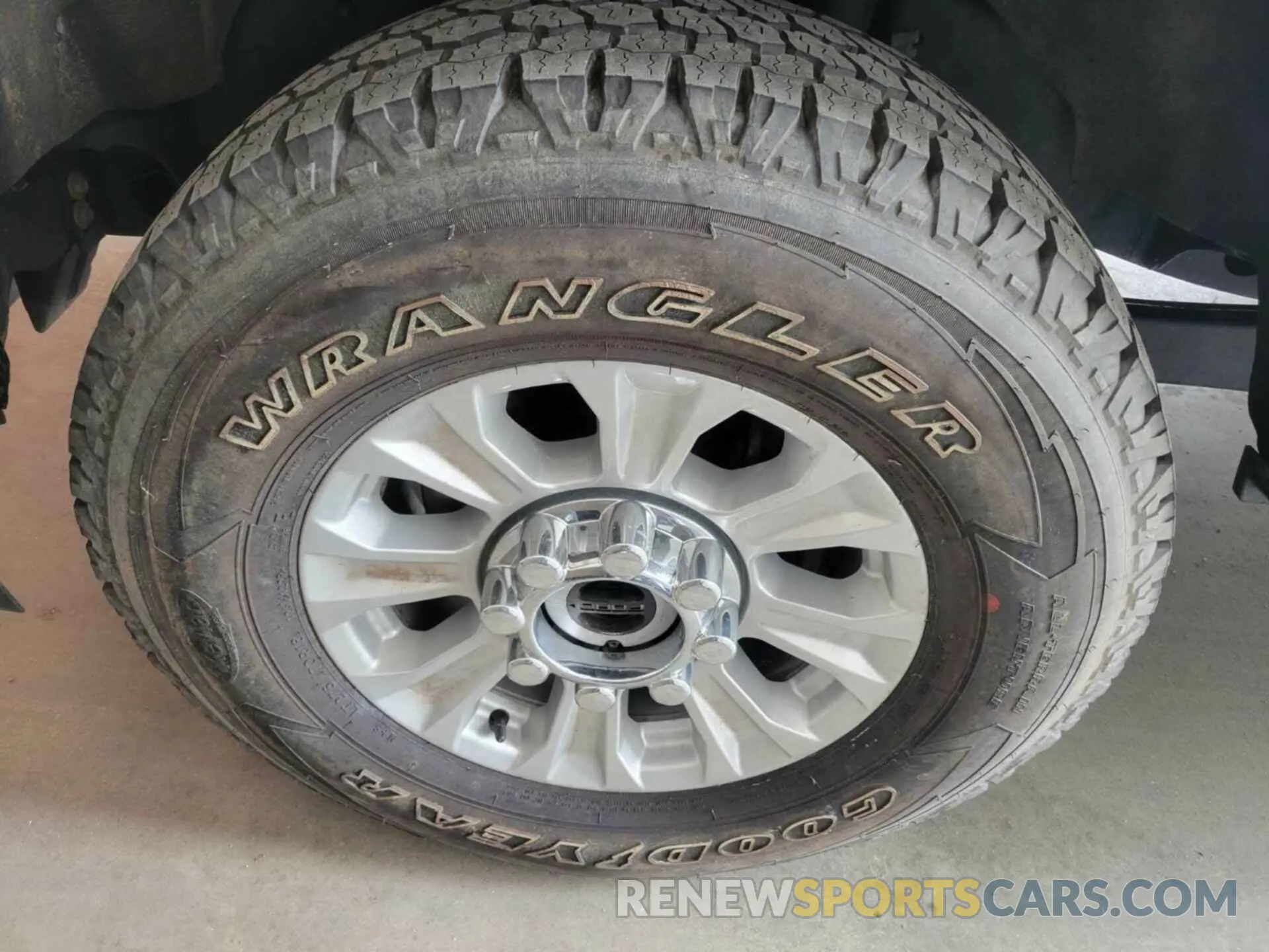 10 Photograph of a damaged car 1FT7W2BT4MED57335 FORD F250 2021