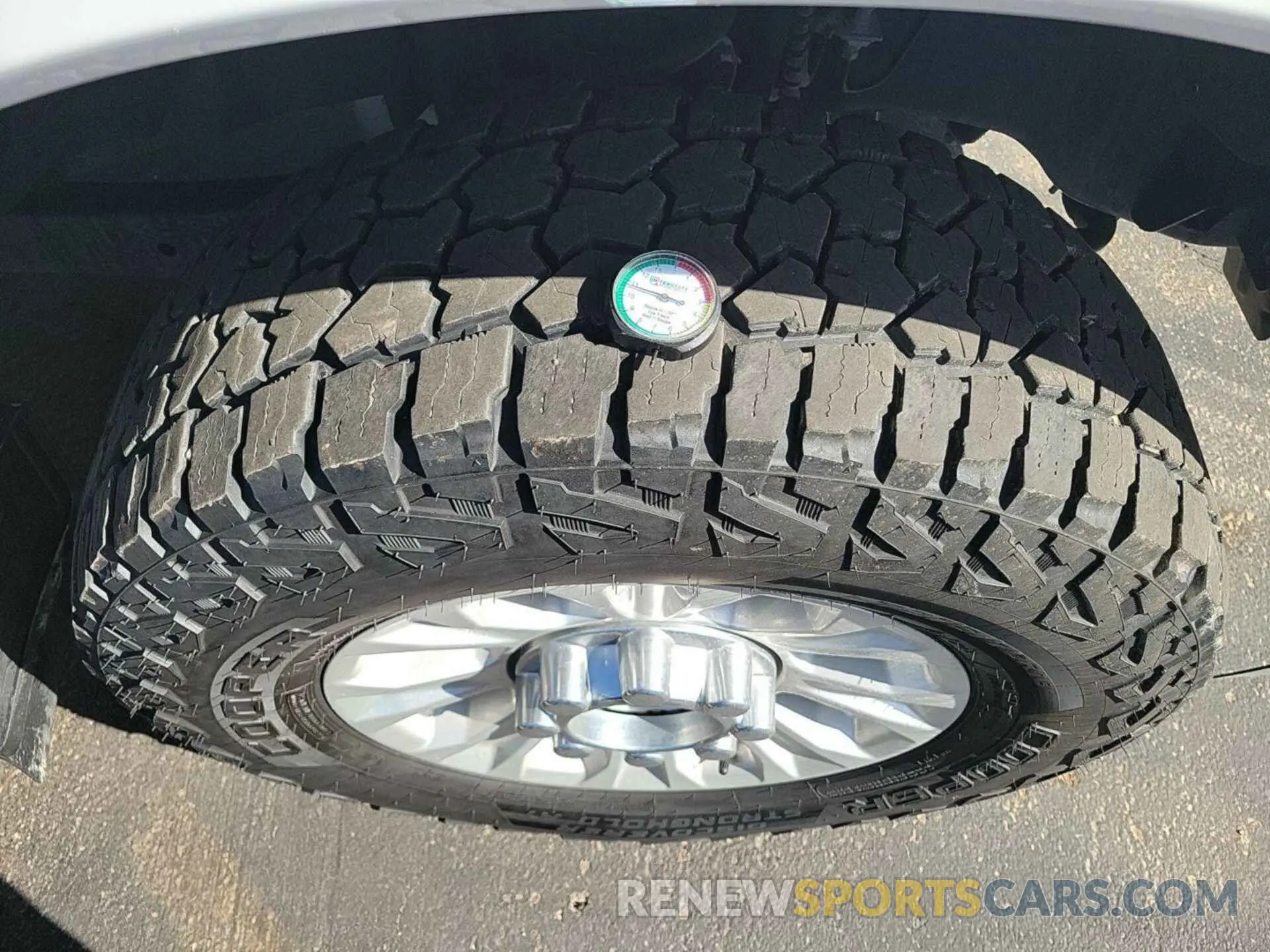17 Photograph of a damaged car 1FT7W2BT8MED57452 FORD F250 2021