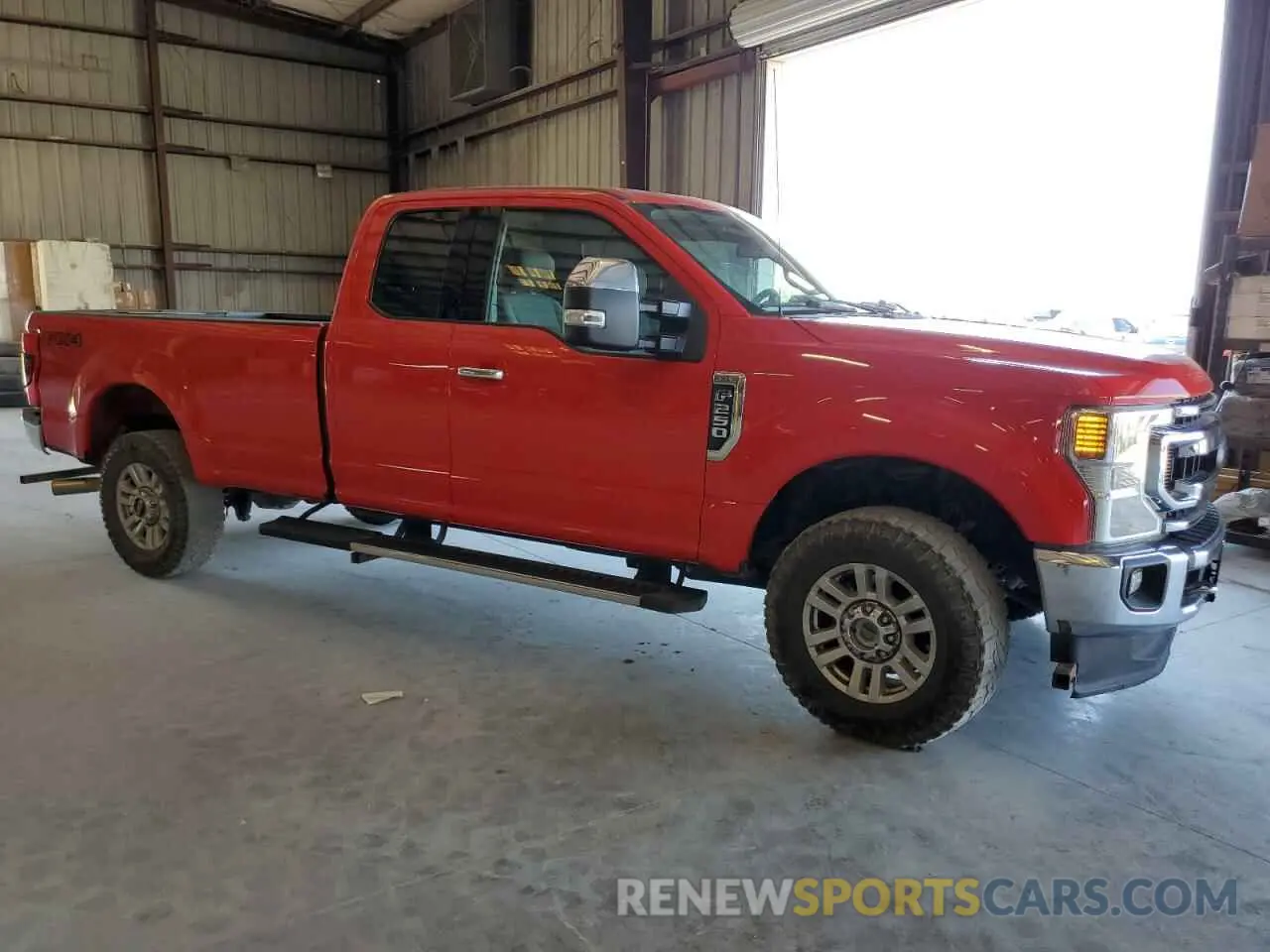 4 Photograph of a damaged car 1FT7X2BN5MEC39695 FORD F250 2021