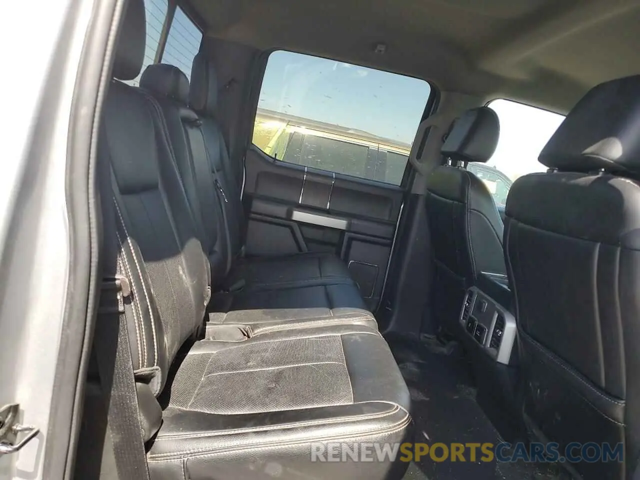 10 Photograph of a damaged car 1FT8W2BT3MED54740 FORD F250 2021