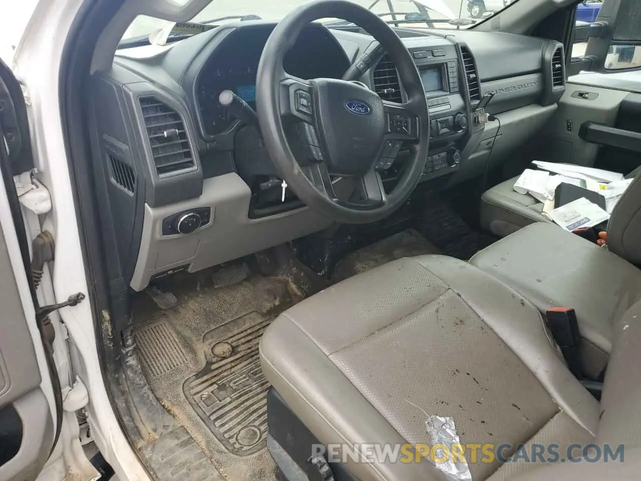 8 Photograph of a damaged car 1FTBF2A60MEC77777 FORD F250 2021