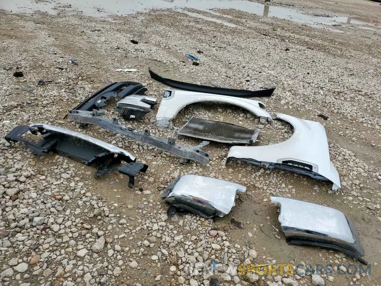 12 Photograph of a damaged car 1FT7W2A65NEE23839 FORD F250 2022