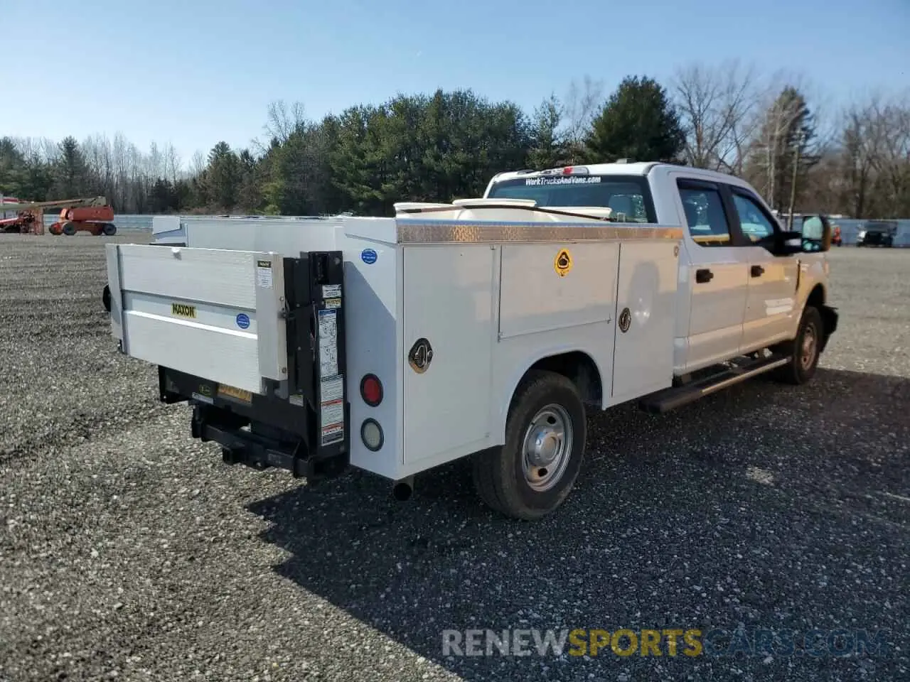 4 Photograph of a damaged car 1FT7W2B62NED71679 FORD F250 2022