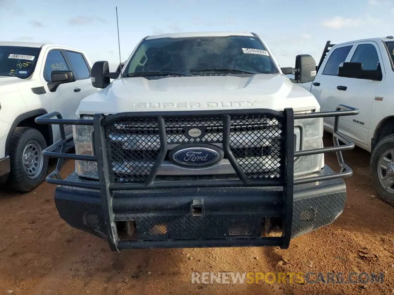 5 Photograph of a damaged car 1FT7W2B64NED77385 FORD F250 2022