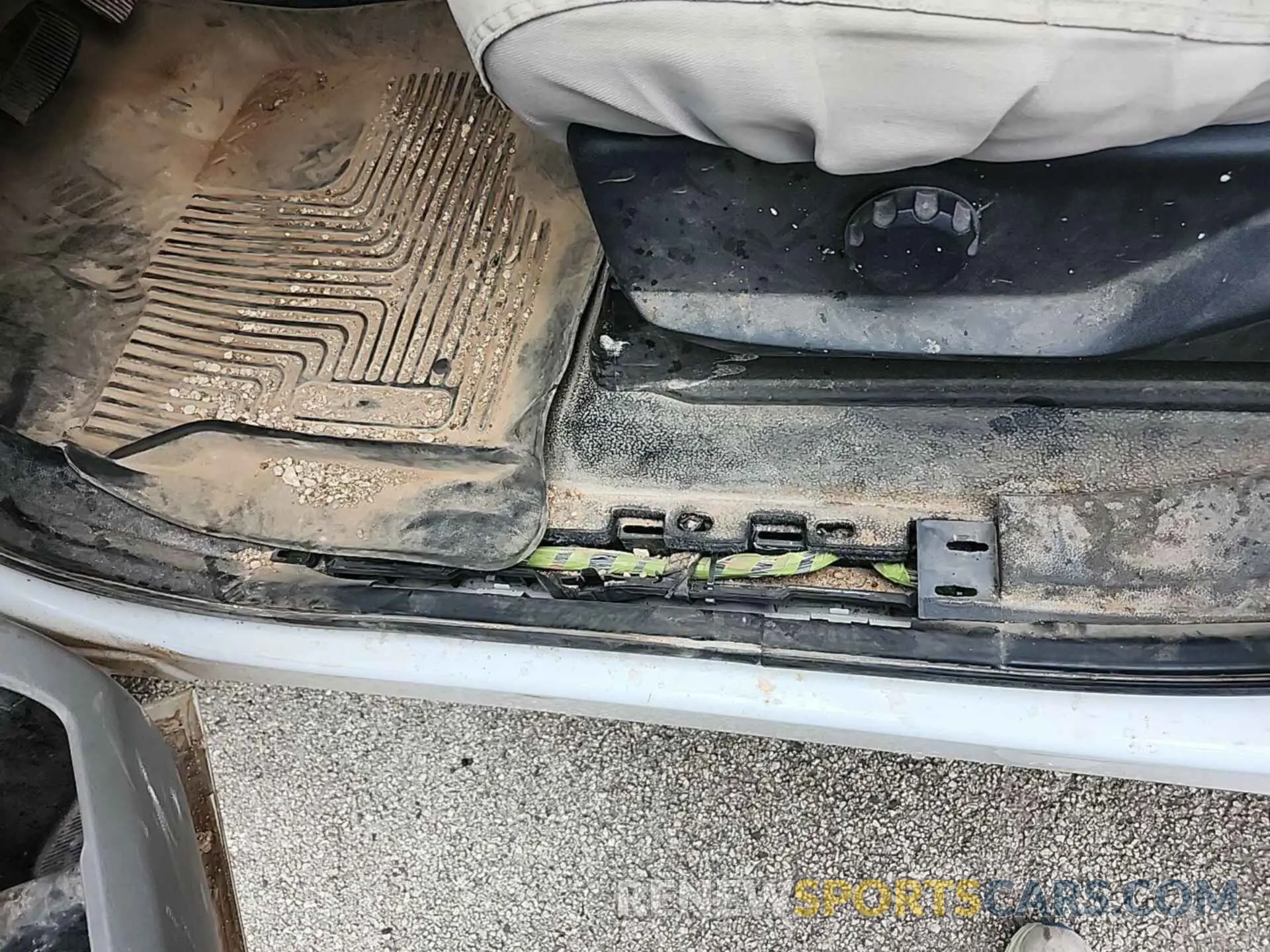 10 Photograph of a damaged car 1FT7W2B66NEE94143 FORD F250 2022