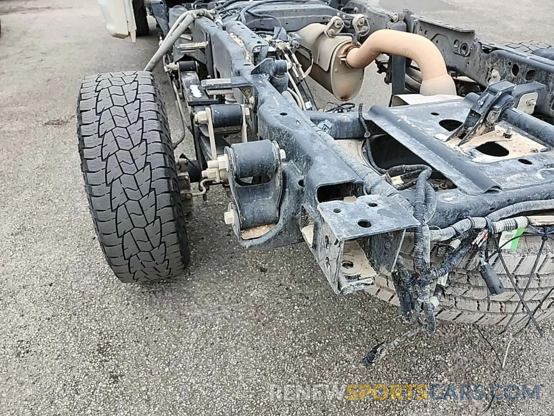 14 Photograph of a damaged car 1FT7W2B66NEE94143 FORD F250 2022