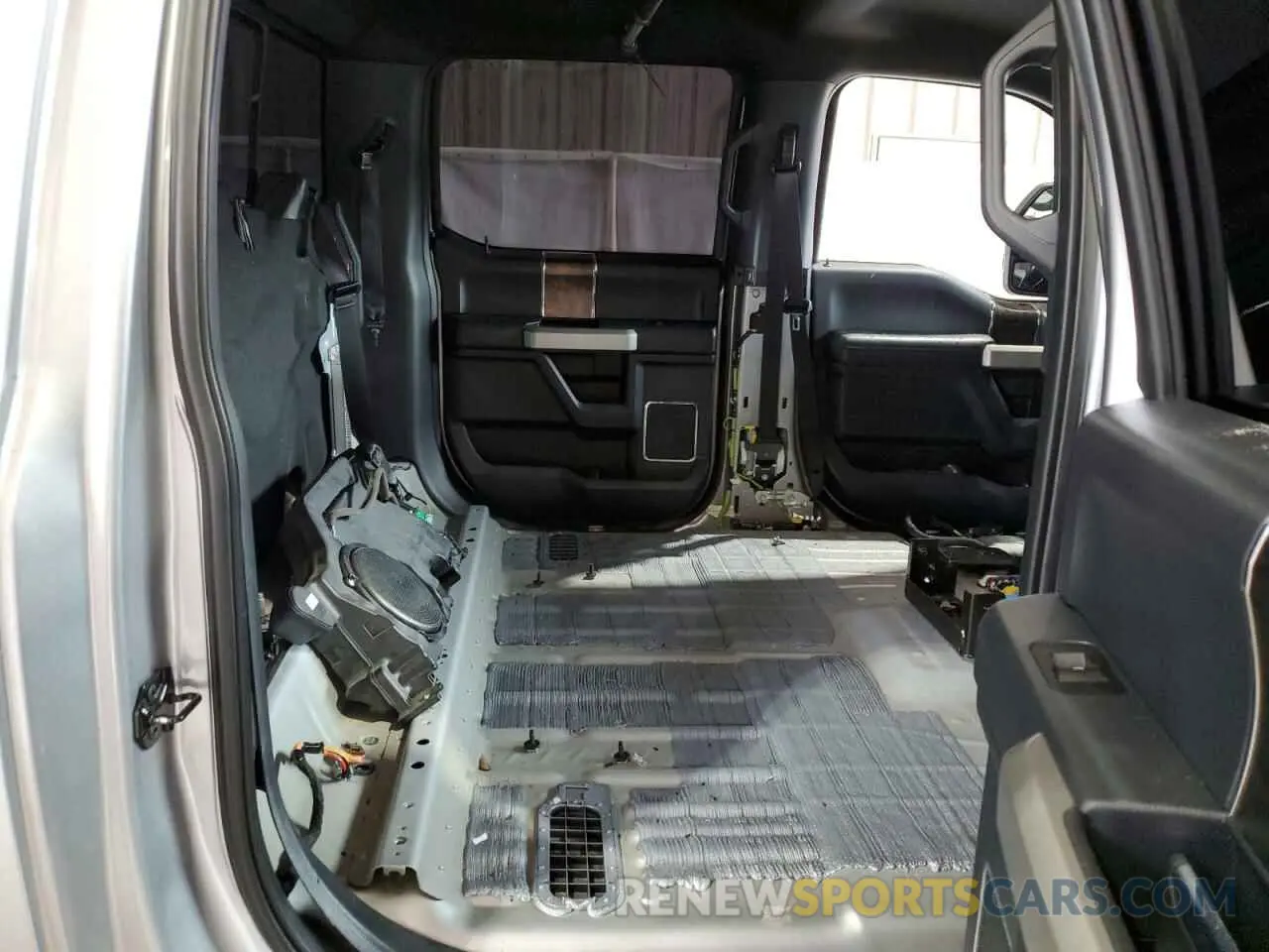 10 Photograph of a damaged car 1FT7W2BT0NEE56879 FORD F250 2022