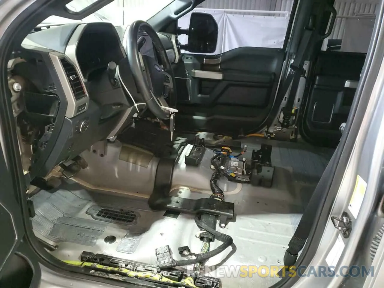 7 Photograph of a damaged car 1FT7W2BT0NEE56879 FORD F250 2022