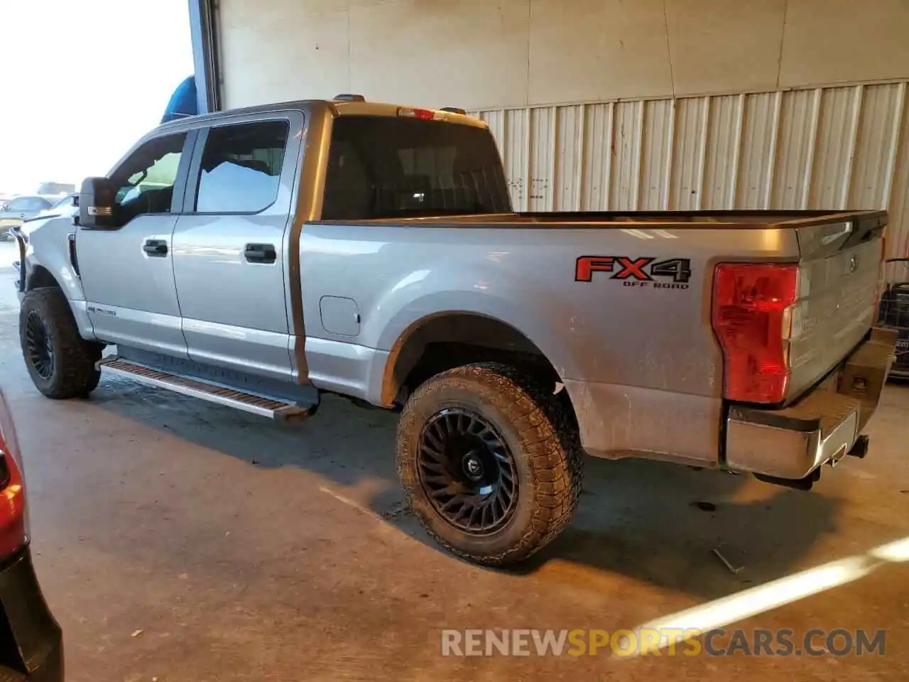 2 Photograph of a damaged car 1FT7W2BT0NEG33317 FORD F250 2022