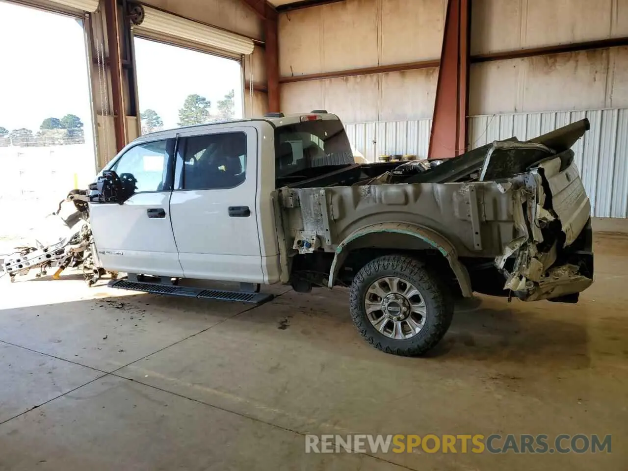 2 Photograph of a damaged car 1FT7W2BT1NEE58379 FORD F250 2022
