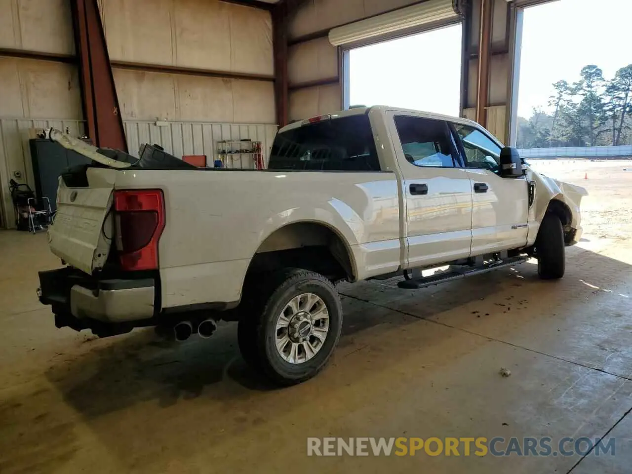 3 Photograph of a damaged car 1FT7W2BT1NEE58379 FORD F250 2022