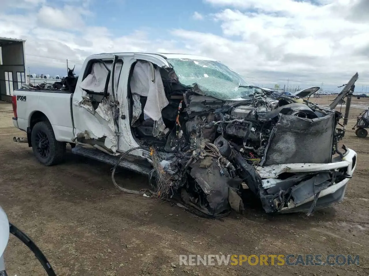 4 Photograph of a damaged car 1FT7W2BT3NEF26116 FORD F250 2022