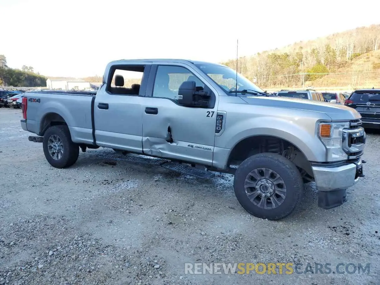 4 Photograph of a damaged car 1FT7W2BT5NEG42563 FORD F250 2022