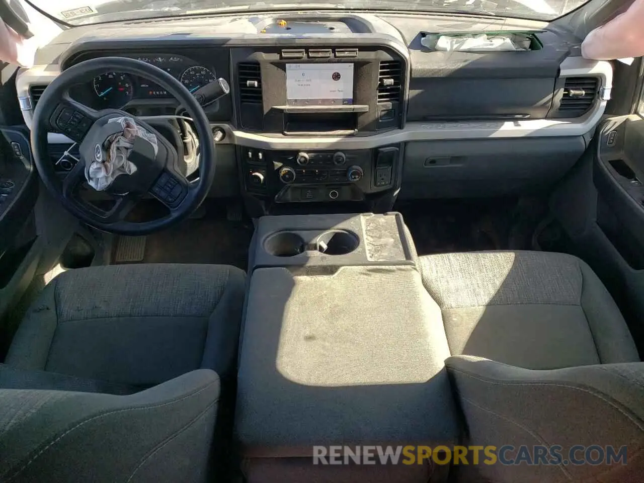 8 Photograph of a damaged car 1FT7W2BT6NEC15036 FORD F250 2022