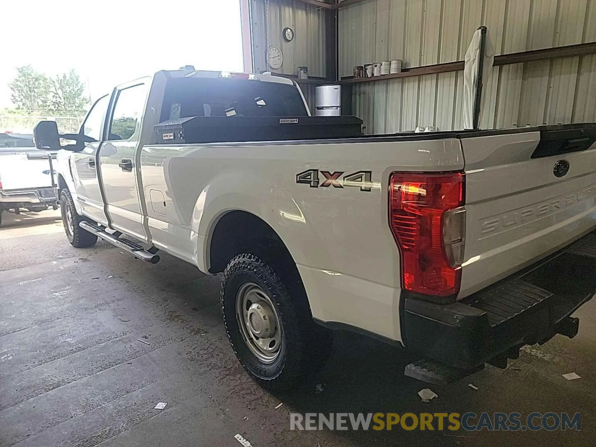 10 Photograph of a damaged car 1FT7W2BT6NEE24874 FORD F250 2022