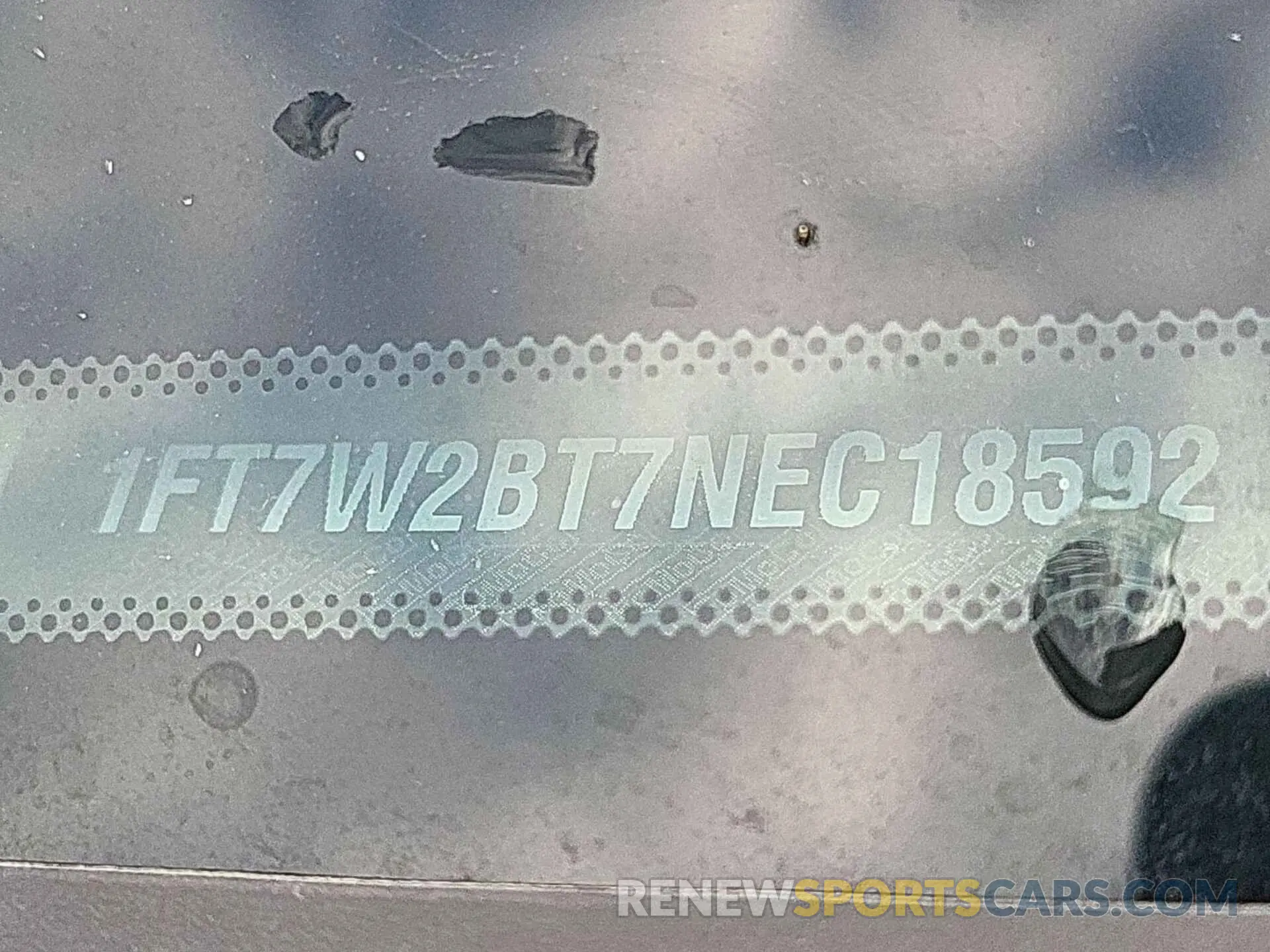 19 Photograph of a damaged car 1FT7W2BT7NEC18592 FORD F250 2022