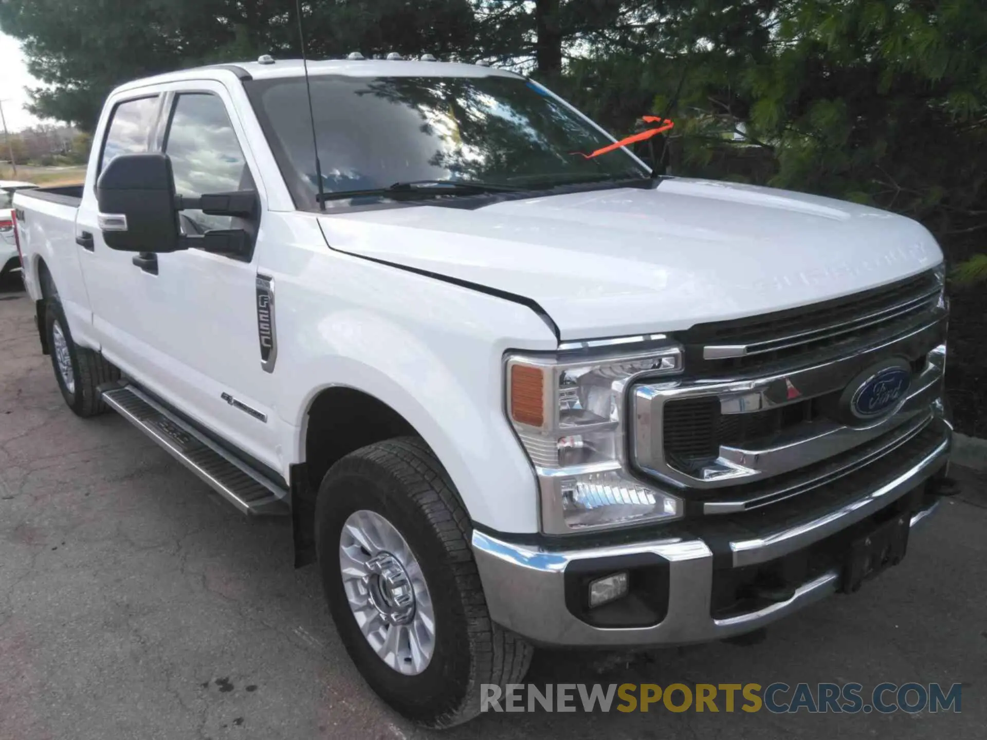 32 Photograph of a damaged car 1FT7W2BT9NEC18593 FORD F250 2022