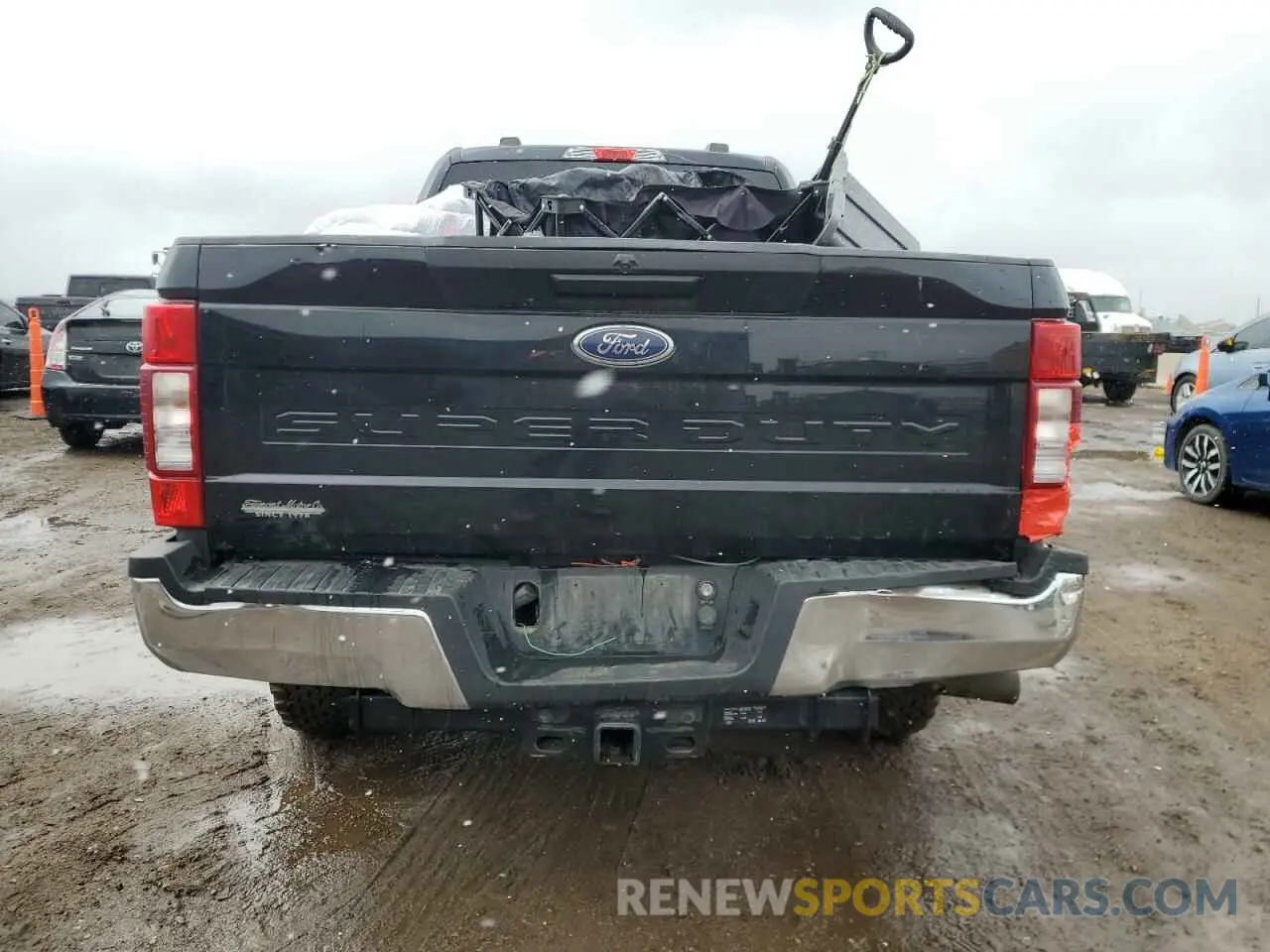 6 Photograph of a damaged car 1FT7W2BT9NEE21368 FORD F250 2022