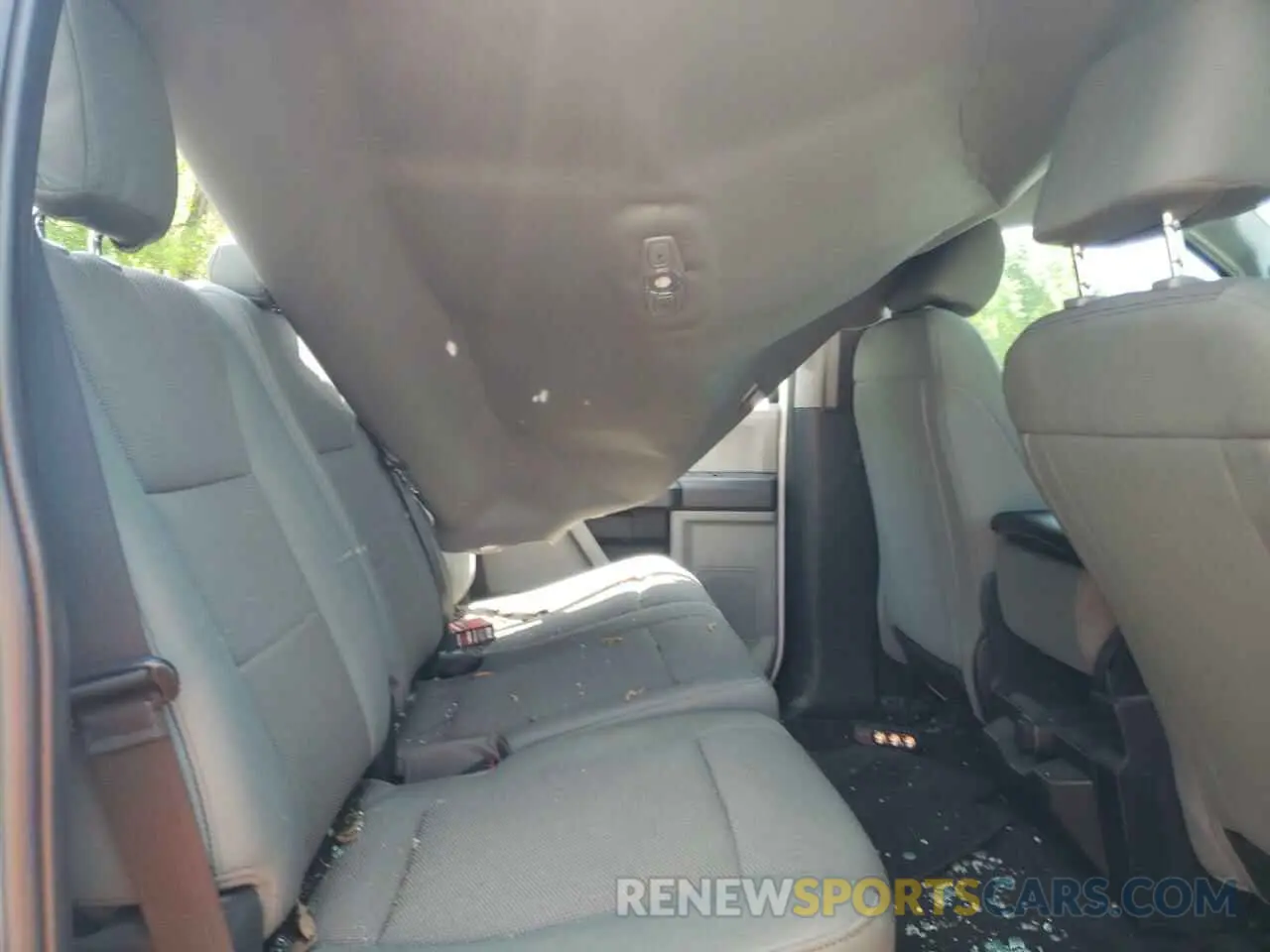 10 Photograph of a damaged car 1FT7W2BTXNED49791 FORD F250 2022